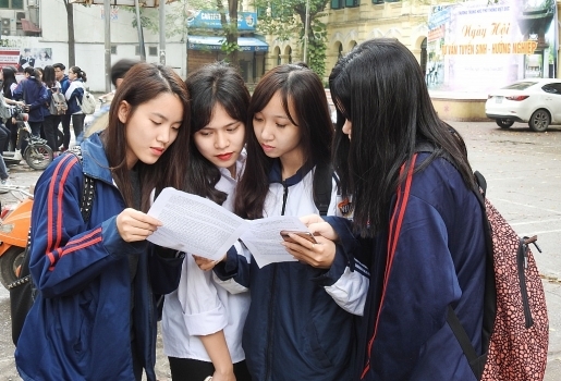sau phat hien ca nhiem covid 19 dau tien ha noi chot lai lich di hoc cua hoc sinh sinh vien