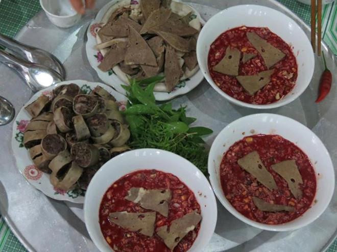 Những người không nên ăn cháo lòng, tiết canh và nội tạng lợn nhung nguoi khong nen an chao long tiet canh va noi tang lon