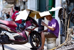 Dự báo thời tiết hôm nay (25/4):  Tiếp tục nắng nóng lên tới 40 độ