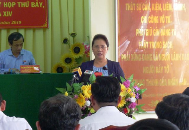 Chủ tịch Quốc hội cho biết nguyên nhân Tổng Bí thư có vấn đề về sức khỏe chu tich quoc hoi tra loi cu tri ve suc khoe cua tong bi thu nguyen phu trong