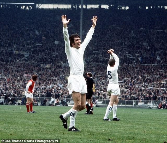 Norman Hunter - cầu thủ vĩ đại nhất của Leeds Utd qua đời vì COVID-19 huyen thoai bong da tung gianh chuc vo dich world cup qua doi vi covid 19