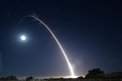 video israel rung chuyen vi bi na 430 qua ten lua tu dai gaza