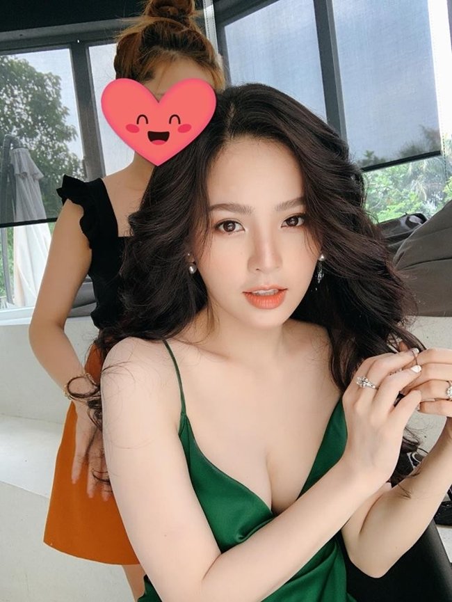 Nữ diễn viên Phi Huyền Trang đóng loạt clip hài Mỳ Gõ là ai? nu dien vien phi huyen trang dong loat clip hai my go la ai
