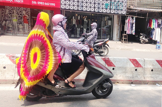 hom nay 145 thoi tiet nang nong oi buc co noi tren 38 do c