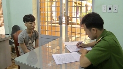 video cuoc dau tri voi nghi pham ngoan co va cung dau giet nguoi hang loat o me linh