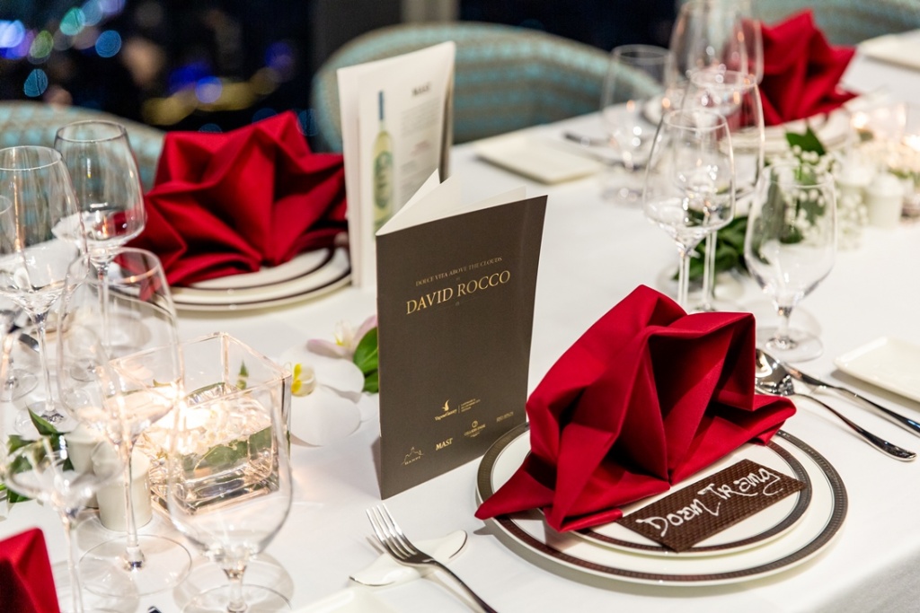 Đầu bếp lừng danh David Rocco chủ trì dạ tiệc giao lưu Việt-Ý tại Vinpearl Luxury Landmark 81 dau bep lung danh david rocco chu tri da tiec giao luu viet y tai vinpearl luxury landmark 81