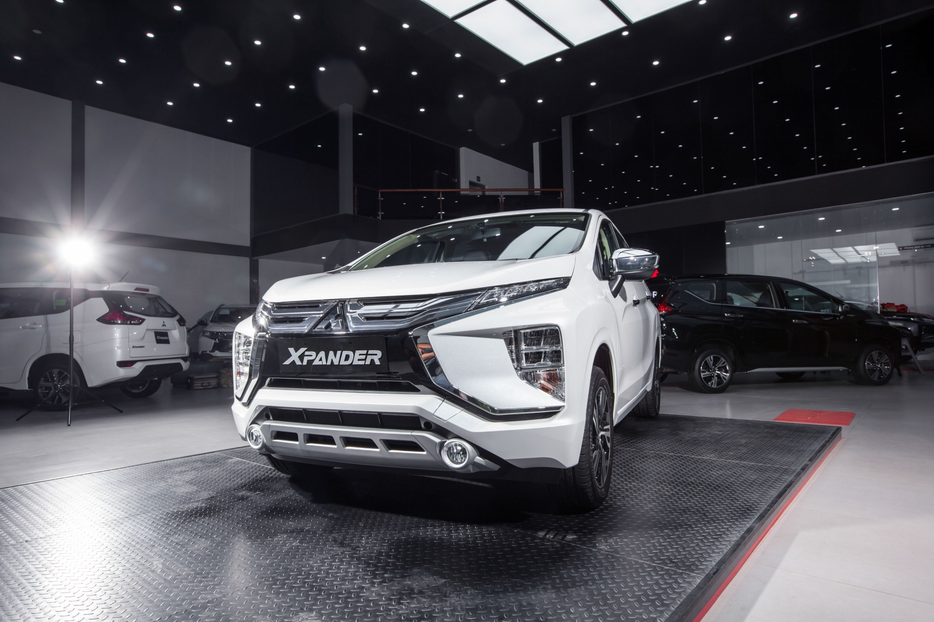 video nhung thay doi dang chu y tren mitsubishi xpander 2020