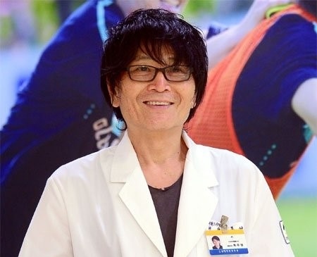 3925 bac si choi ju young dinh menh da dua toi den viet nam1556784471