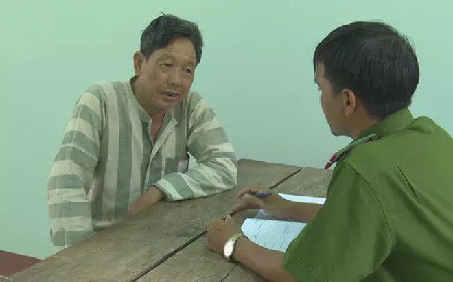 Nguyên trưởng thôn tổ chức bán dâm tại phòng hát karaoke nguyen truong thon to chuc ban dam tai phong hat karaoke bi bat