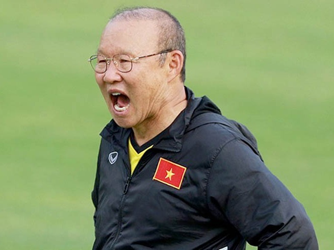 HLV Park Hang Seo vừa tỏ ra khó chịu điều gì? hlv park hang seo vua to ra kho chiu dieu gi