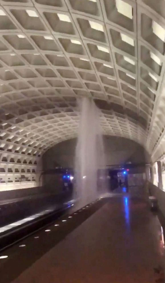 Thủ đô Washington ngập nặng, Nhà Trắng gặp hoạ anh video mua lu o my khien nha trang gap hoa