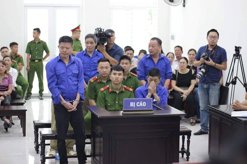 vu bao ke cho long bien vi sao toa hoan xet xu hung kinh va dong bon