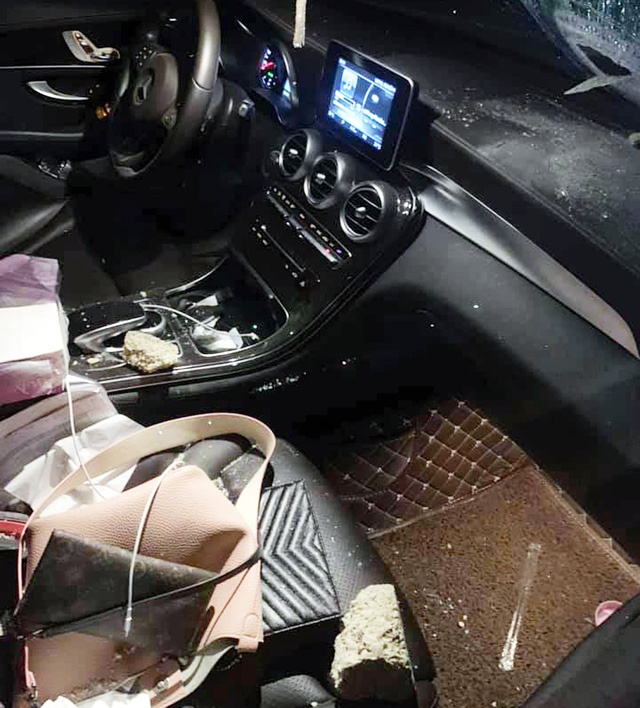 tin moi vu mercedes bi nem da thung kinh 1 nguoi xuoc tran tren cao toc ha noi thai nguyen