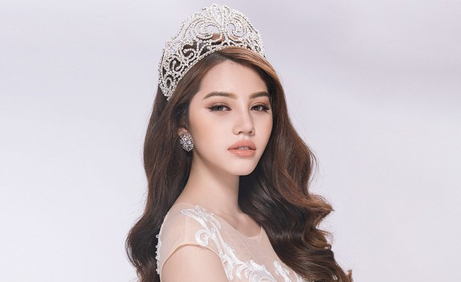 hoa hau nguoi viet tai uc jolie nguyen la ai