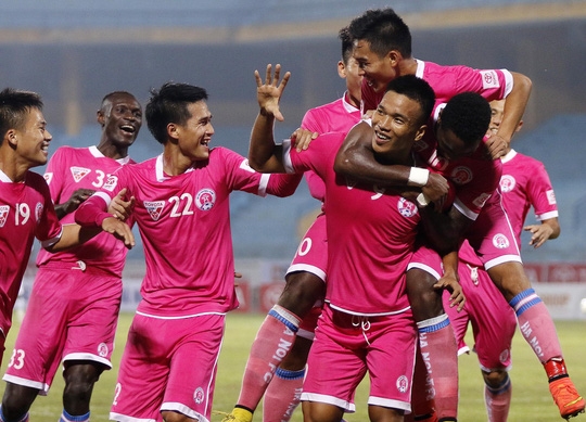 undefined 2358 sai gon fc ban co phan cho co dong vien