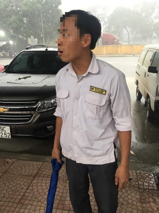 Tài xế hành hung 3 cô gái tại bến xe Yên Nghĩa khai gì với công an? tai xe hanh hung 3 co gai tai ben xe yen nghia khai gi voi cong an