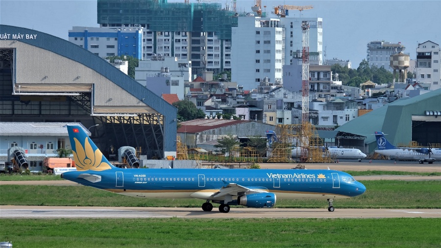 Hàng không điều chỉnh hàng loạt chuyến bay do ảnh hưởng bão Lekima hang khong dieu chinh hang loat chuyen bay do anh huong bao lekima