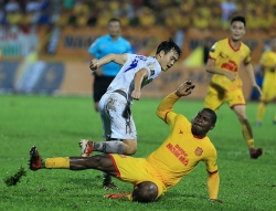 choi dep voi u18 viet nam btc doi lich dau vong cuoi bang b