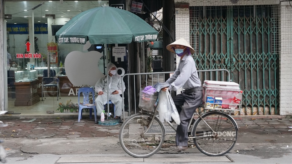 undefined 0817 phong toa ngo 147 tr 01