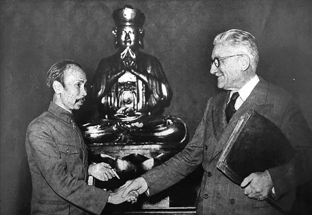 cach mang thang tam va van hoa ngoai giao ho chi minh tap chi quoc phong toan dan