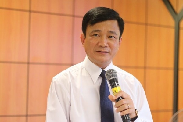 undefined 1528 hieu truong dh ton duc thang bi dinh chi chuc vu bi thu dang uy 1598264235