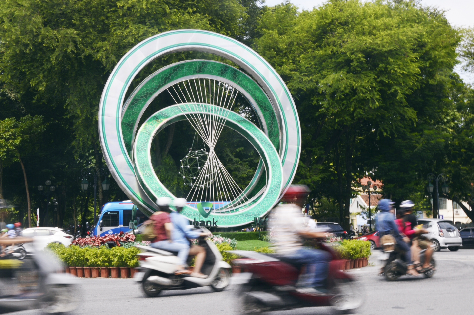 chum anh ha noi dep ky la trong ngay quoc khanh