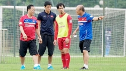 vi sao ve tran viet nam vs malaysia het sach sau 4 phut mo ban