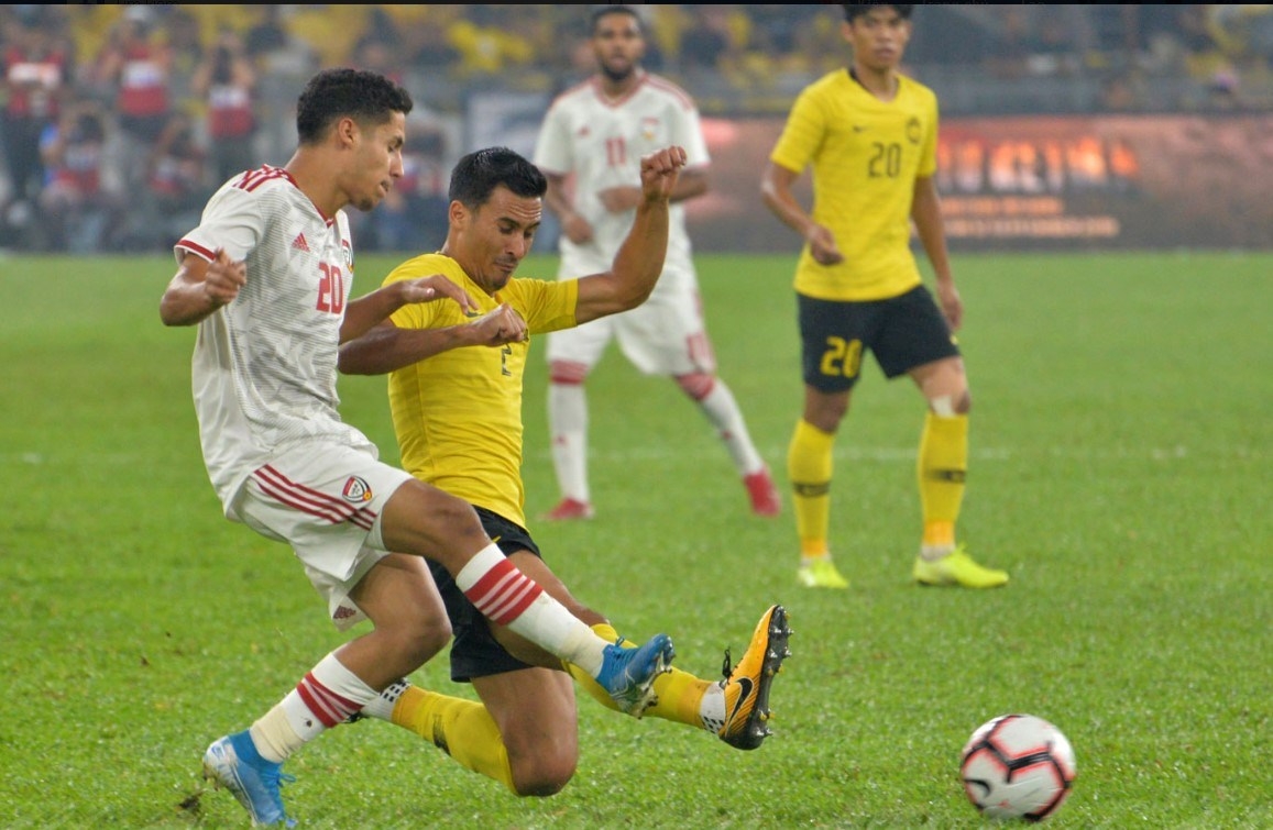 Báo Malaysia khẳng định UAE mới mạnh, coi Việt Nam và Thái Lan là cửa dưới bao malaysia khang dinh uae moi manh coi viet nam va thai lan la cua duoi