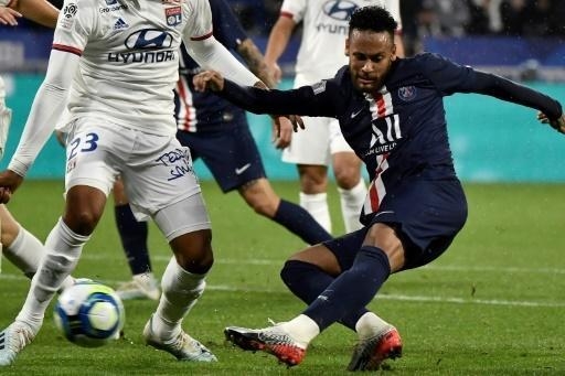 Neymar lại giải cứu PSG trong ngày tiếp tục bị các CĐV lăng mạ và chế giễu neymar lai giai cuu psg trong ngay tiep tuc bi cac cdv lang ma va che gieu