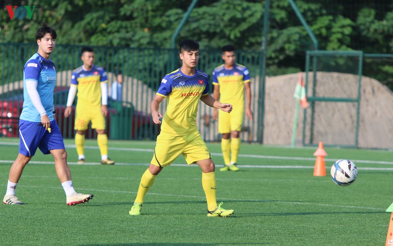 hlv park hang seo ren quan giua troi nang gat bang nhung bai tap kho