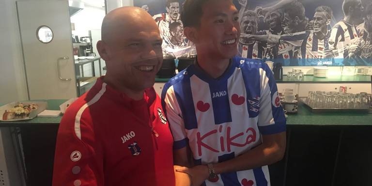 HLV trưởng SC Heerenveen chỉ ra điểm yếu, mạnh của Đoàn Văn Hậu hlv truong sc heerenveen chi ra diem yeu manh cua doan van hau