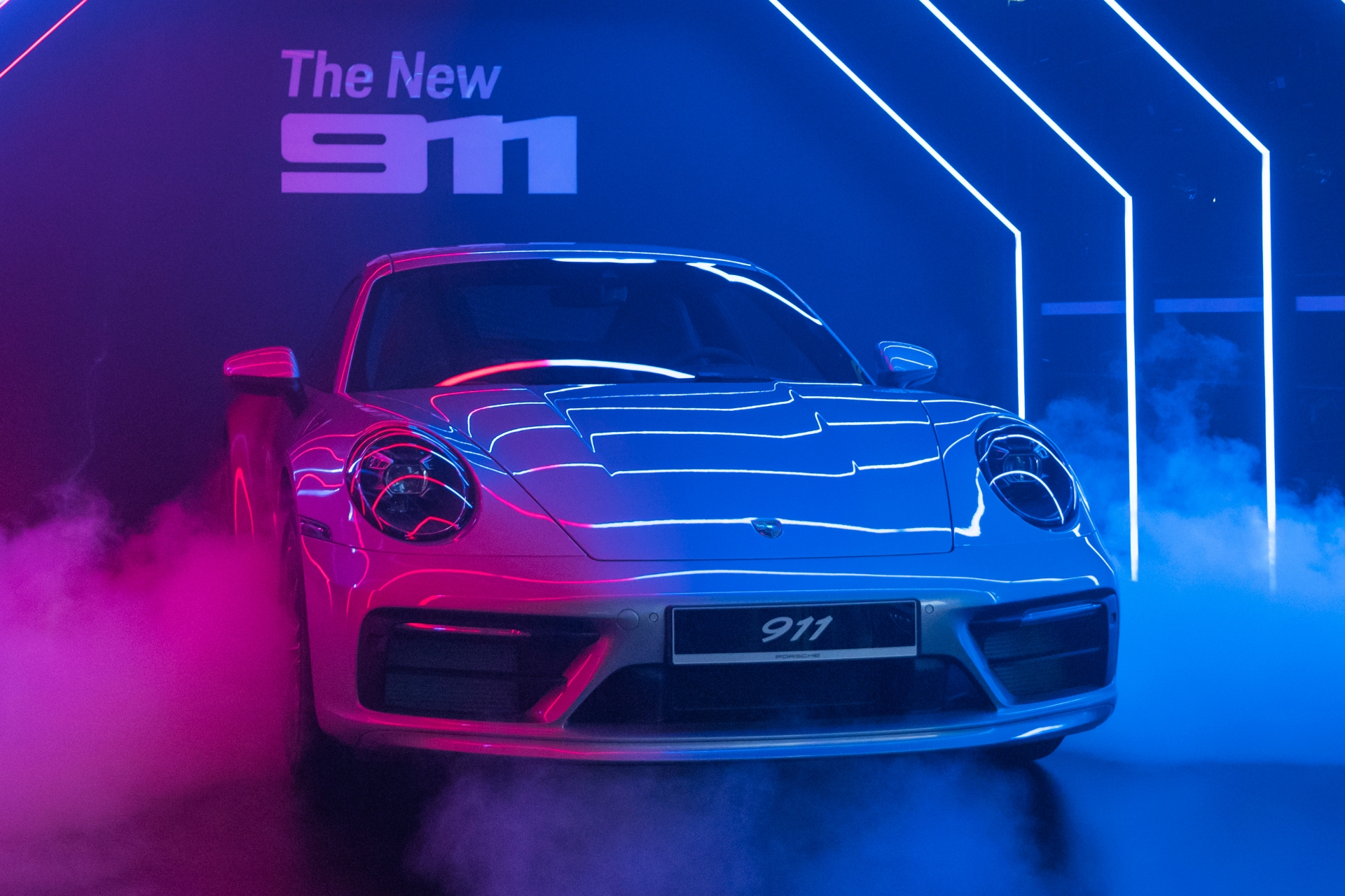 Cỗ máy kinh điển: Porsche 911 mới ra mắt tại Việt Nam co may kinh dien porsche 911 moi ra mat tai viet nam