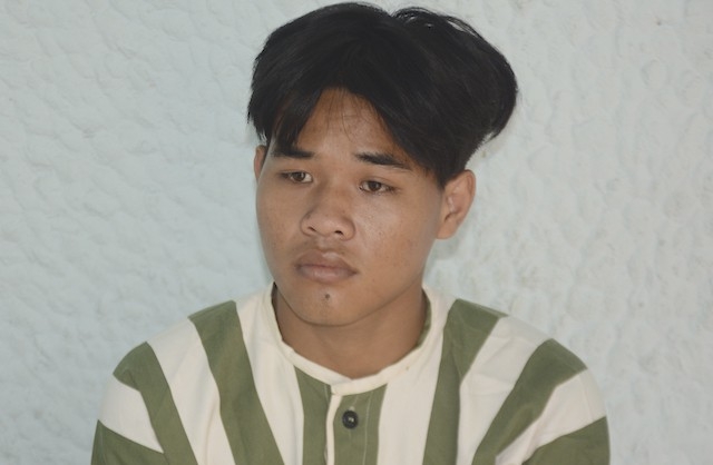 Bênh bố, thanh niên 19 tuổi vác kiếm chém lìa cánh tay đối thủ benh bo thanh nien 19 tuoi vac kiem chem lia canh tay doi thu