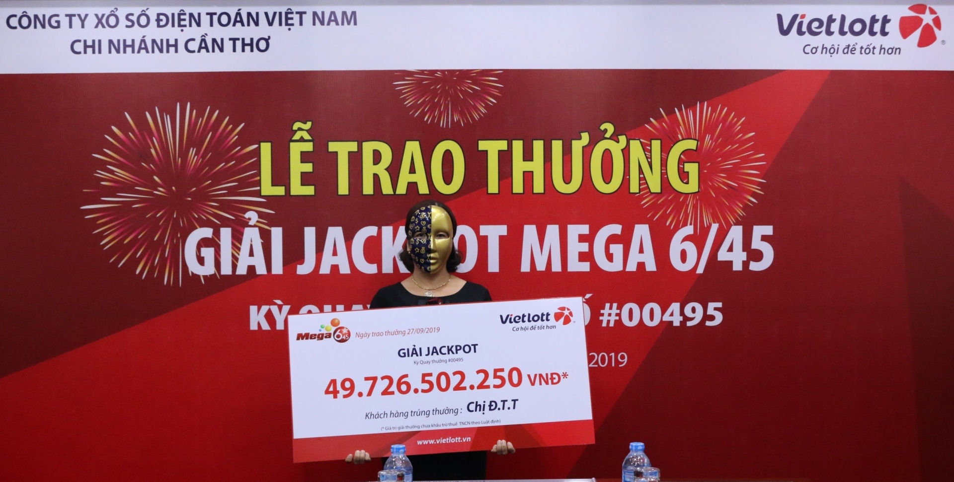 Người phụ nữ may mắn trúng Vietlott 49 tỷ đồng nguoi phu nu may man trung vietlott 49 dong