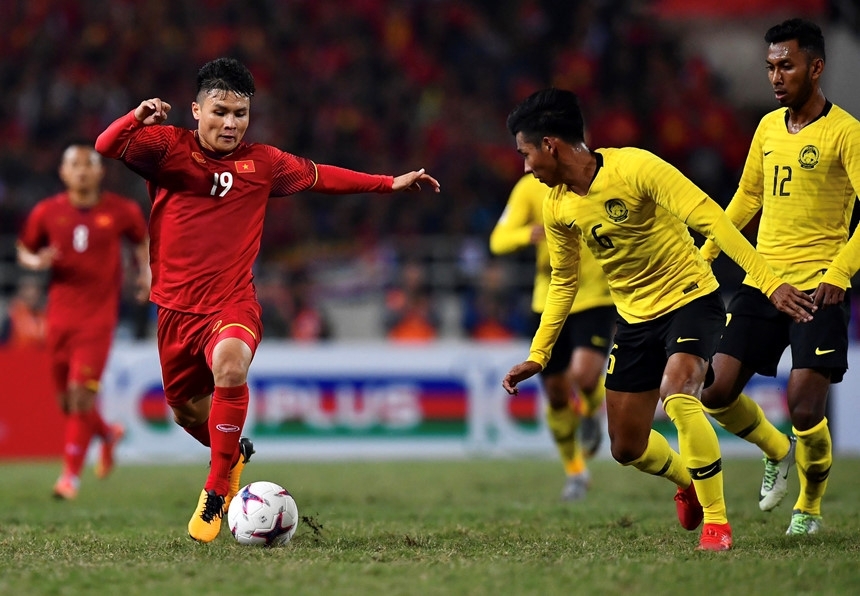 Hé lộ điều bất ngờ về 2 trọng tài chính bắt trận Việt Nam vs Malaysia và Indonesia he lo dieu bat ngo ve 2 trong tai chinh bat tran viet nam vs malaysia va indonesia