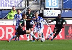 Văn Hậu lại bị "ghẻ lạnh" trong ngày chứng kiến SC Heerenveen hòa đáng tiếc