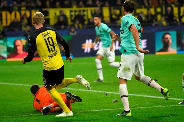 ket qua dortmund vs inter milan 3 2 cup c1 cam vang lai de vang roi