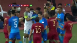 video hai tai xe o to choang nhau giua pho ha noi nhu phim