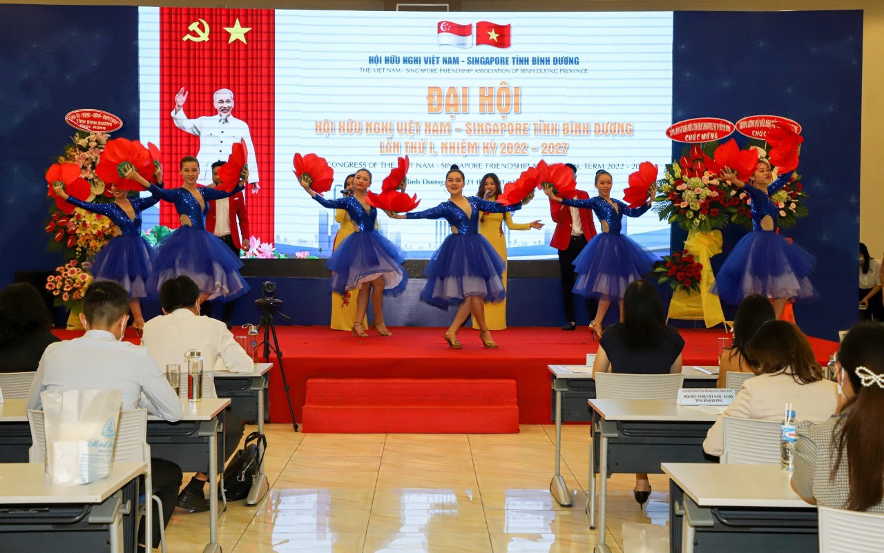 Hội hữu nghị Việt Nam-Singapore tỉnh Bình Dương Đại hội lần thứ nhất Hội hữu nghị Việt Nam-Singapore tỉnh Bình Dương Đại hội lần thứ nhất