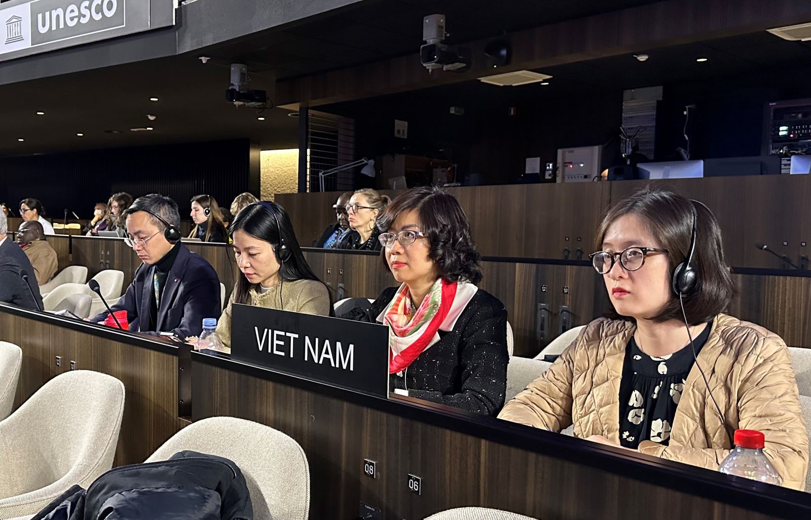 Việt Nam trúng cử Phó Chủ tịch ủy ban bảo vệ đa dạng văn hóa của UNESCO Chú thích ảnh