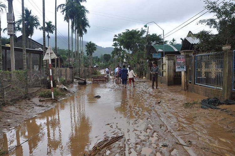 Huyện Nghĩa Hành là một trong những địa phương bị ngập nặng nhất trong cơn lũ lịch sử đêm 15.11
