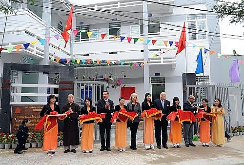 Trung tâm Xông hơi – Giải độc và phục hồi chức năng Đà Nẵng do Quỹ Harris Freeman Foundation (Hoa Kỳ) tài trợ Trung tâm Xông hơi – Giải độc và phục hồi chức năng Đà Nẵng do Quỹ Harris Freeman Foundation (Hoa Kỳ) tài trợ