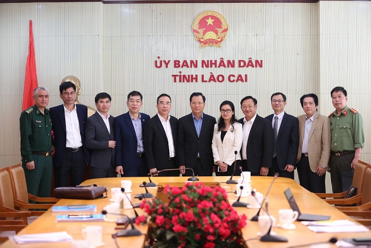 Lào Cai đẩy mạnh hợp tác, hữu nghị với các nước láng giềng, đặc biệt là Trung Quốc Lào Cai đẩy mạnh hợp tác, hữu nghị với các nước láng giềng, đặc biệt là Trung Quốc