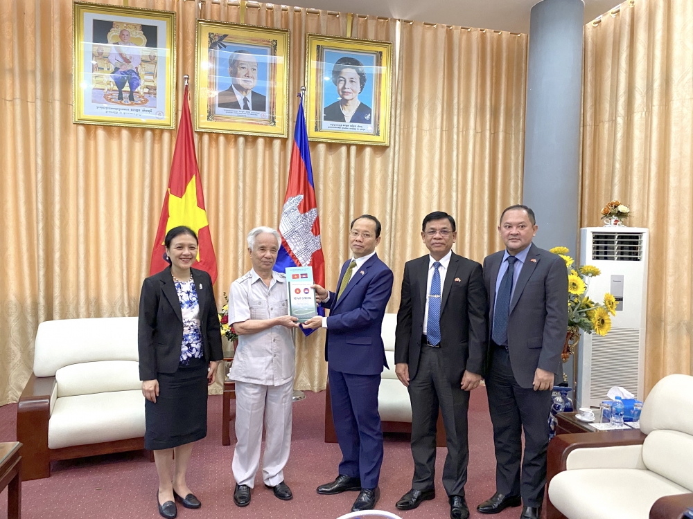 VUFO, Hội hữu nghị Việt Nam - Campuchia chúc Tết cổ truyền Chol Chnam Thmay Campuchia VUFO, Hội hữu nghị Việt Nam - Campuchia chúc Tết cổ truyền Chol Chnam Thmay Campuchia