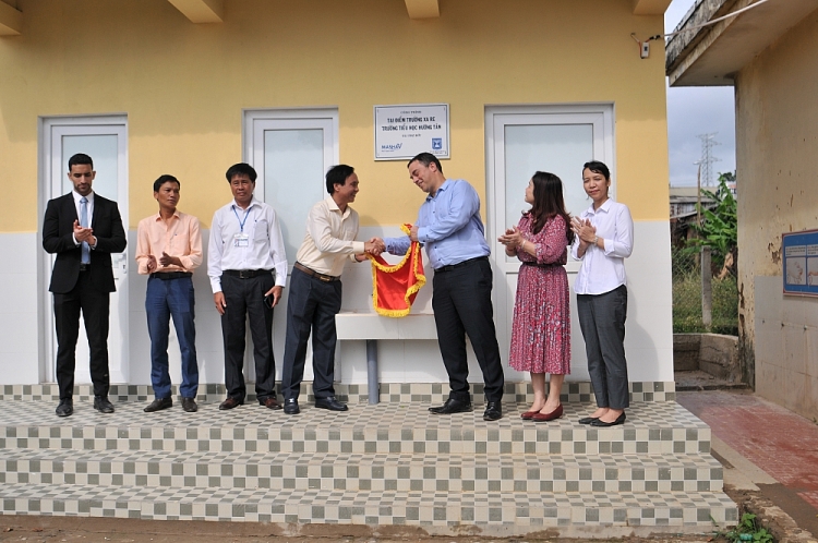 Đại sứ quán Israel tại Việt Nam giúp Quảng Trị xây dựng nhà vệ sinh, nâng cấp điểm trường khó khăn Đại sứ quán Israel tại Việt Nam giúp Quảng Trị xây dựng nhà vệ sinh, nâng cấp điểm trường khó khăn