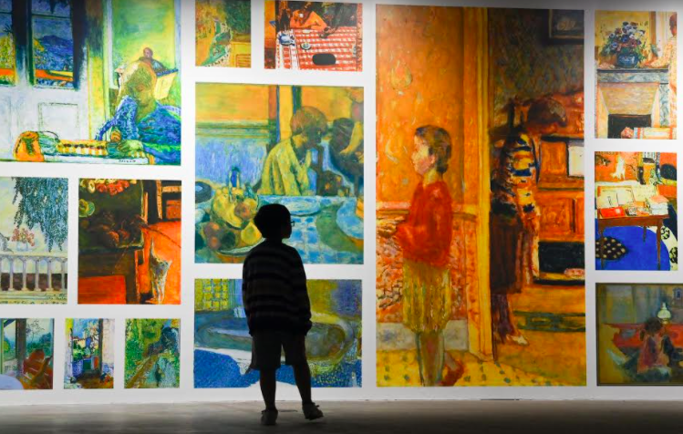 “Ngoài” và “trong” ở triển lãm của Claude Monet và Pierre Bonnaer tại VCCA “Ngoài” và “trong” ở triển lãm của Claude Monet và Pierre Bonnaer tại VCCA