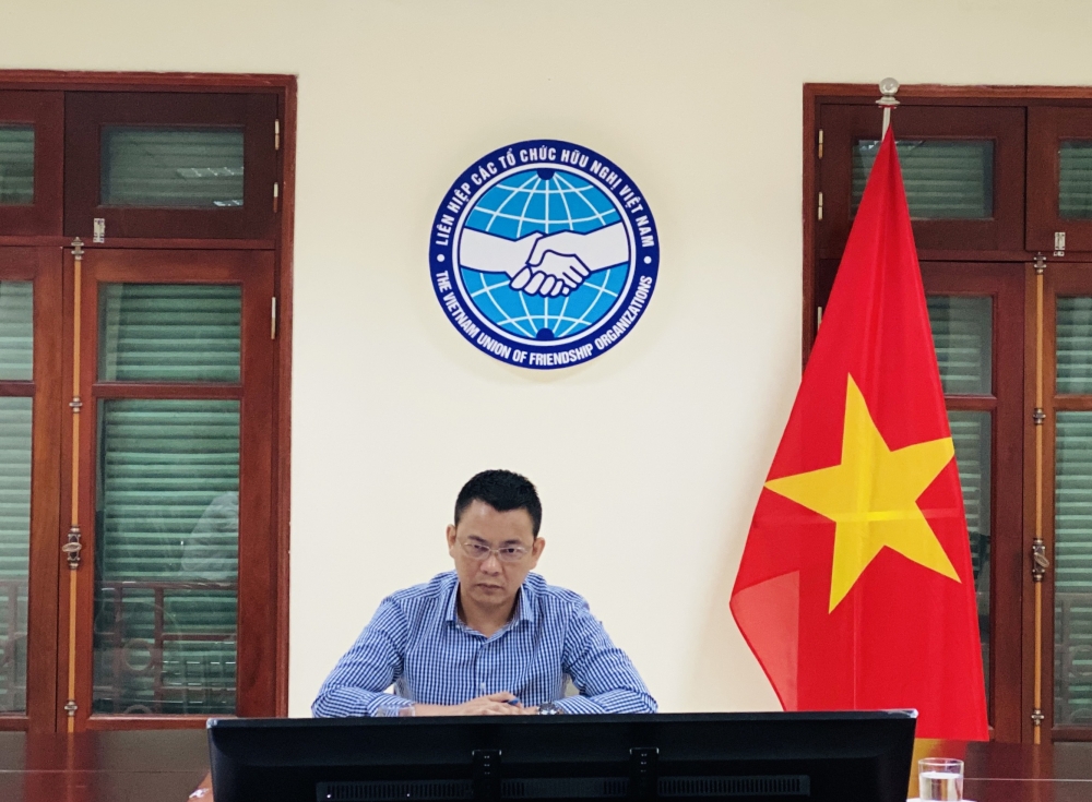Khai mạc AEPF 13 với chủ đề "Vì một thế giới công bằng, hòa bình và bền vững". Khai mạc AEPF 13 với chủ đề "Vì một thế giới công bằng, hòa bình và bền vững".