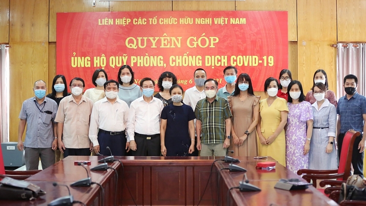 Nhiều tổ chức thành viên, đối tác của Liên hiệp Hữu nghị tham gia quyên góp ủng hộ Quỹ phòng, chống dịch COVID-19 Nhiều tổ chức thành viên, đối tác của Liên hiệp Hữu nghị tham gia quyên góp ủng hộ Quỹ phòng, chống dịch COVID-19