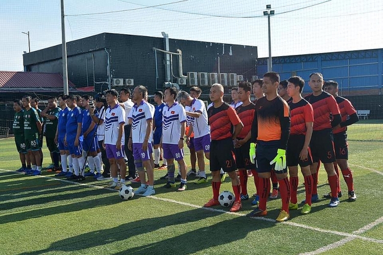 giao huu bong da viet nam campuchia