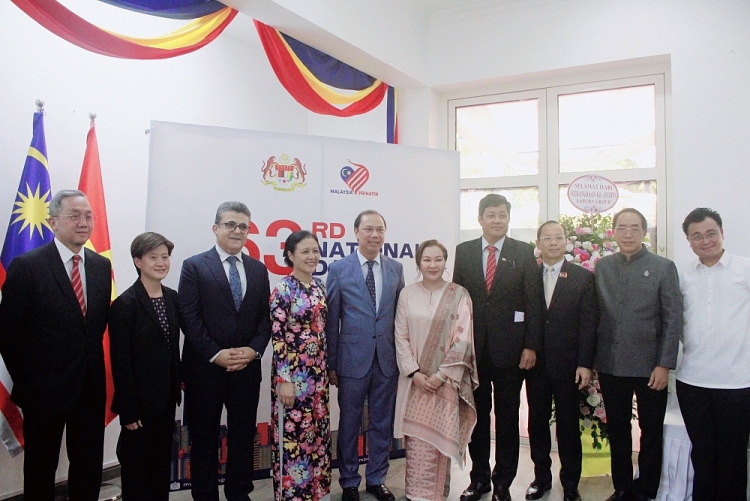 Kỷ niệm 63 năm ngày Quốc khánh Malaysia ky niem 63 nam ngay quoc khanh malaysia
